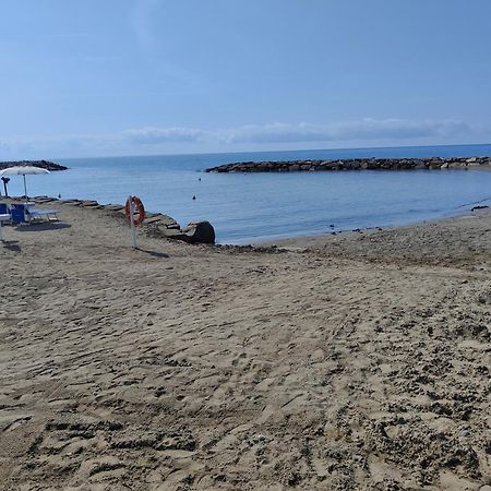 Piano Terra Centrale Vicino Al Mare Riva Ligure Kültér fotó